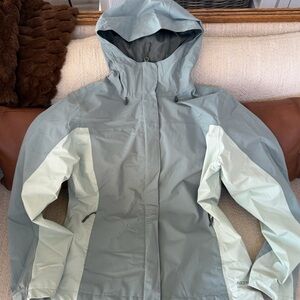 Women's Ascend bone dry meramec jacket